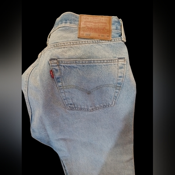 LEVI'S MEN'S 501 ORIGINAL FIT BUTTON FLY - Picture 3 of 6